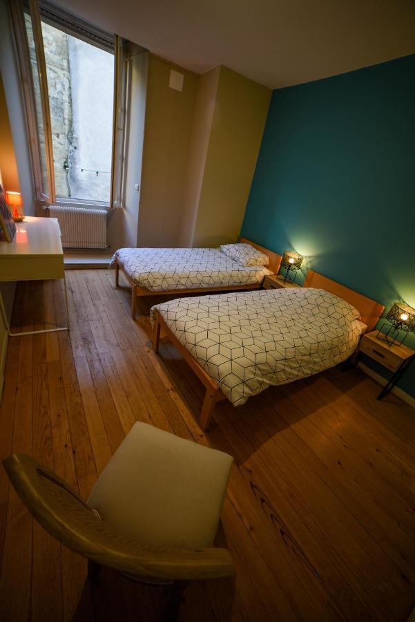 Amani Hostel La Réole Exteriör bild